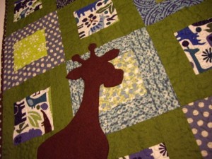 Giraffed Baby Quilt details